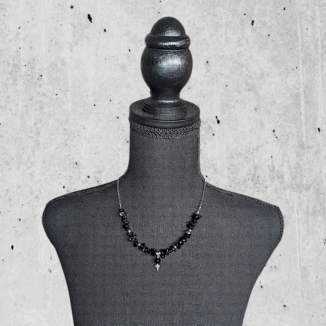 Strong faith Stance Necklace