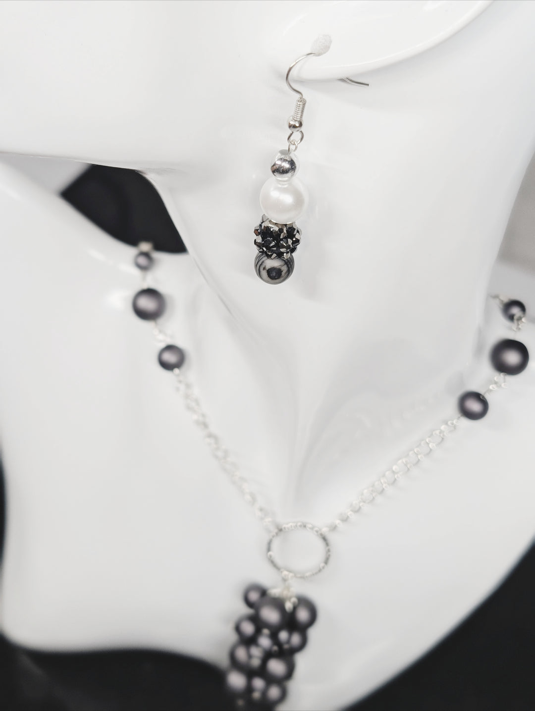 Frau Earrings