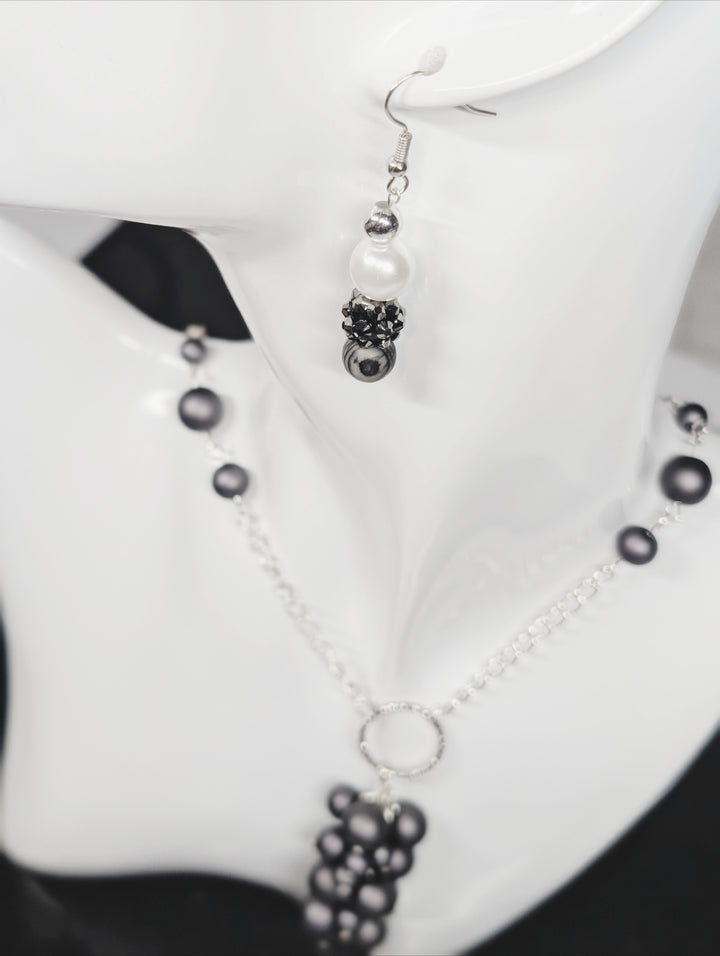Frau Earrings