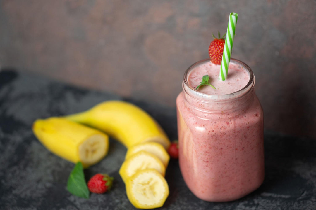 🍓 Strawberry Banana Glow Smoothie — A Radiant Start to Your Day