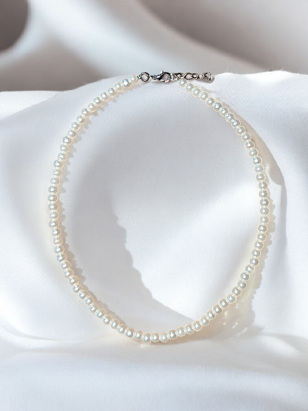 Classic Pearl Necklace