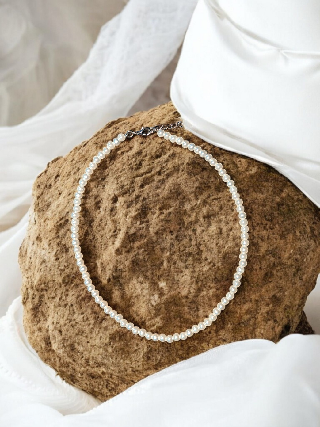 Classic Pearl Necklace