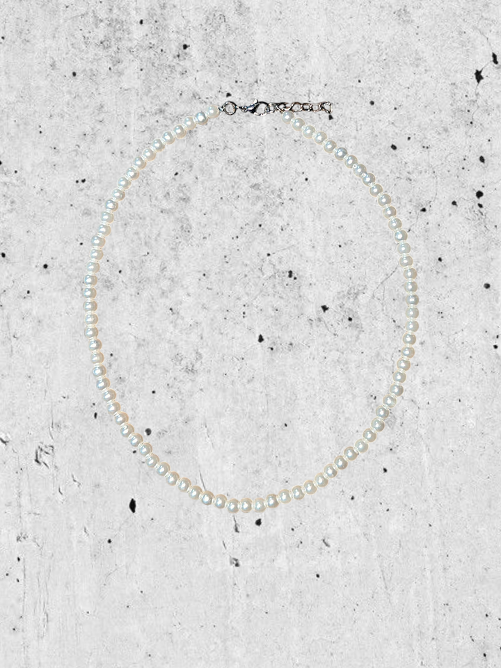 Classic Pearl Necklace