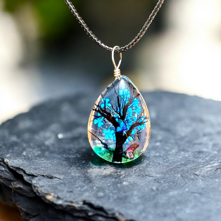 Clear Tear Drop Resin (0.7inch/18mm) Necklace with Floral Design Inside