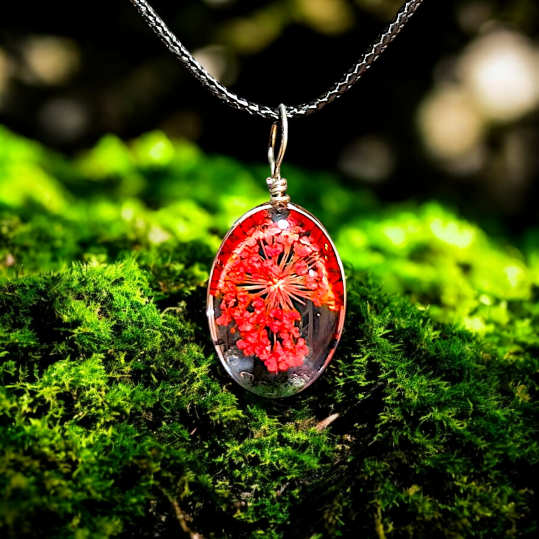 Clear Oval Resin (0.5inch/13mm) Necklace with Floral Design Inside