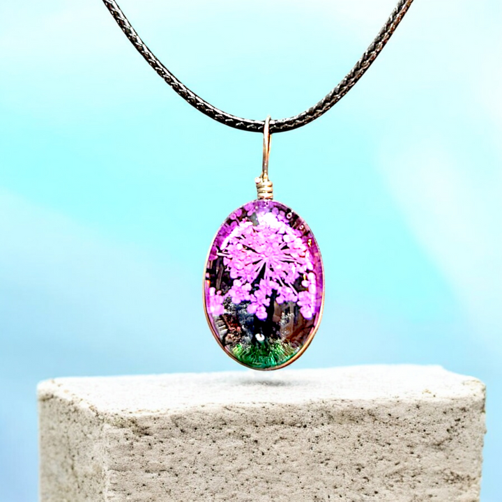Clear Oval Resin (0.5inch/13mm) Necklace with Floral Design Inside
