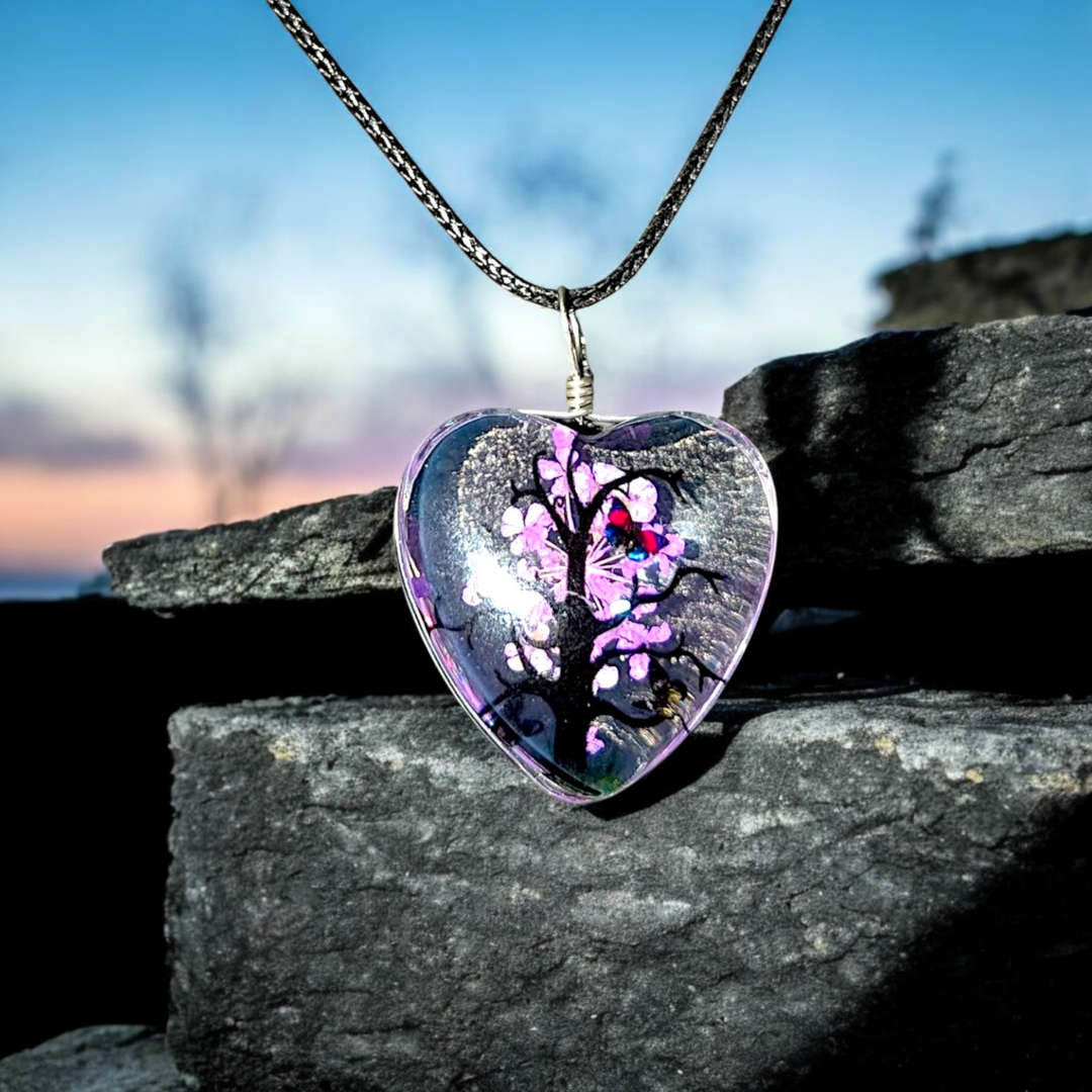 Clear Heart Resin (1inch/25mm) Necklace with Floral Design Inside