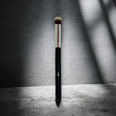 Brush - J496 Round Blender