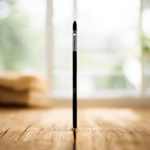 Brush - J513 Oval Lip