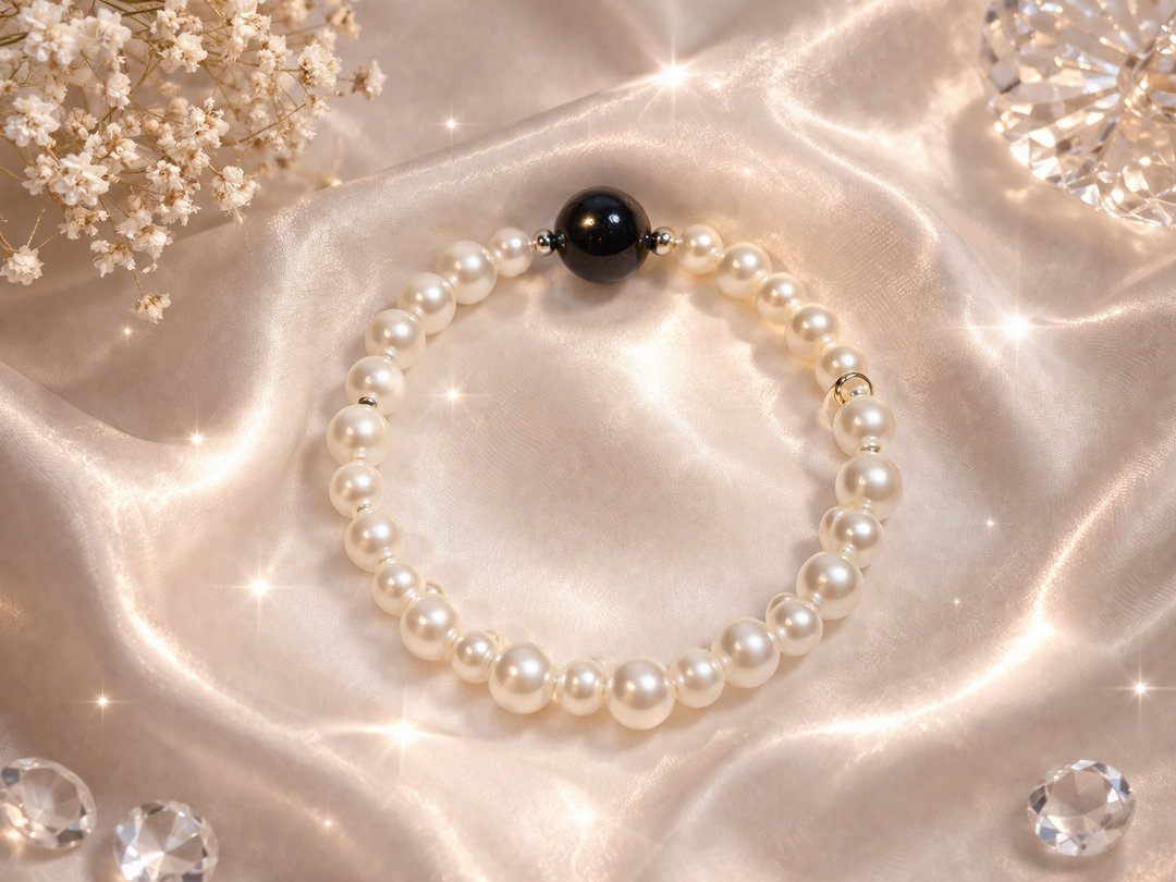 Elegant Midnight Sky pearl bracelet featuring dark lustrous beads jewelry for women