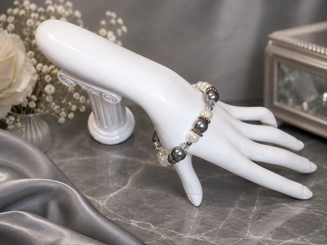 Morning Fog Pearl Bracelet