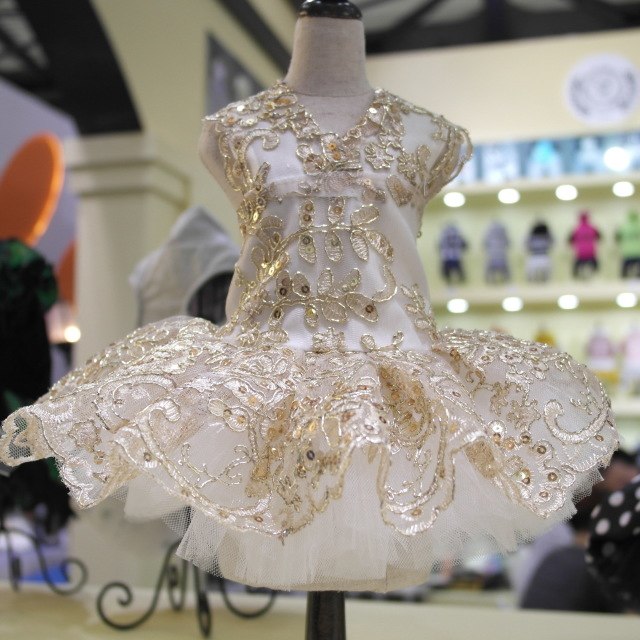 Princess Dog Cat Wedding Dress Tutu Pet puppy Dresses Puppy party Skirt Embroidery Cat Clothes Apperal XS -XL
