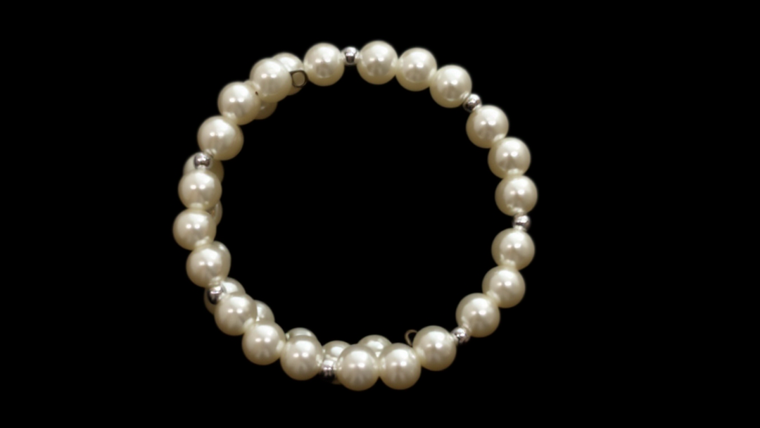 Courtly Bracelet