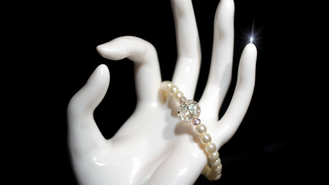 Subtle Gloss Bracelet