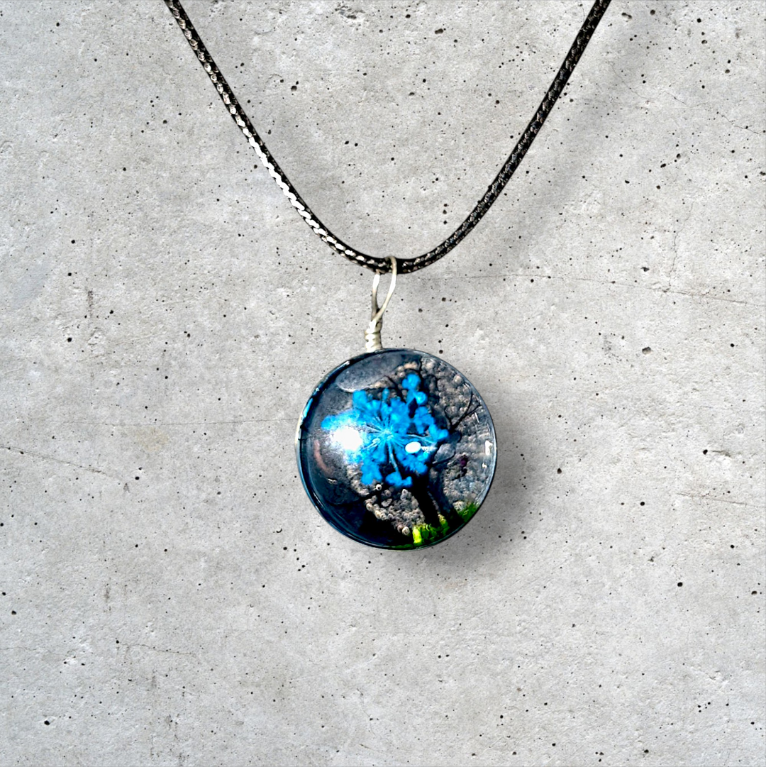 Blue Circle Resin (0.8inch/20mm) Necklace