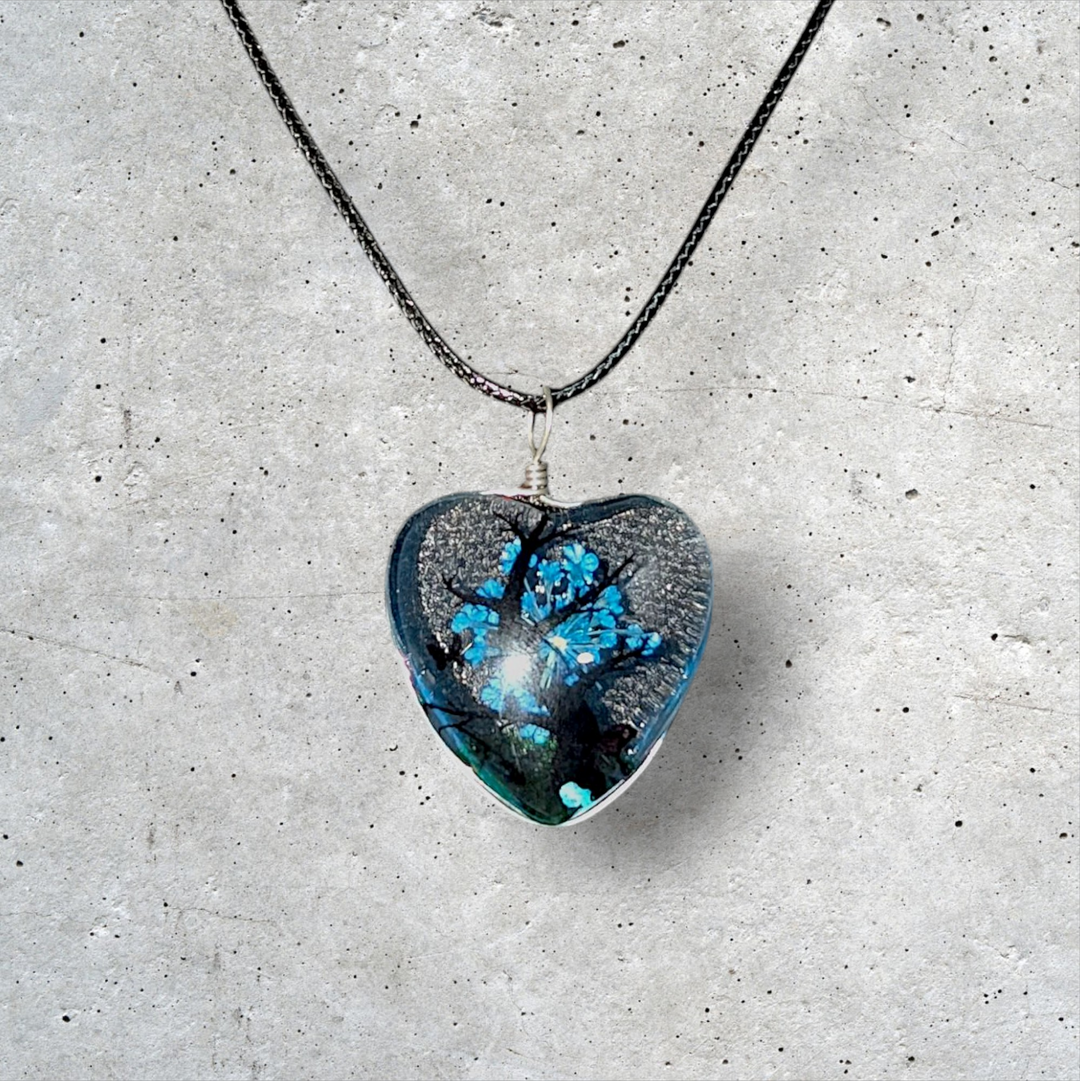 Blue Heart Resin (1inch/25mm) Necklace