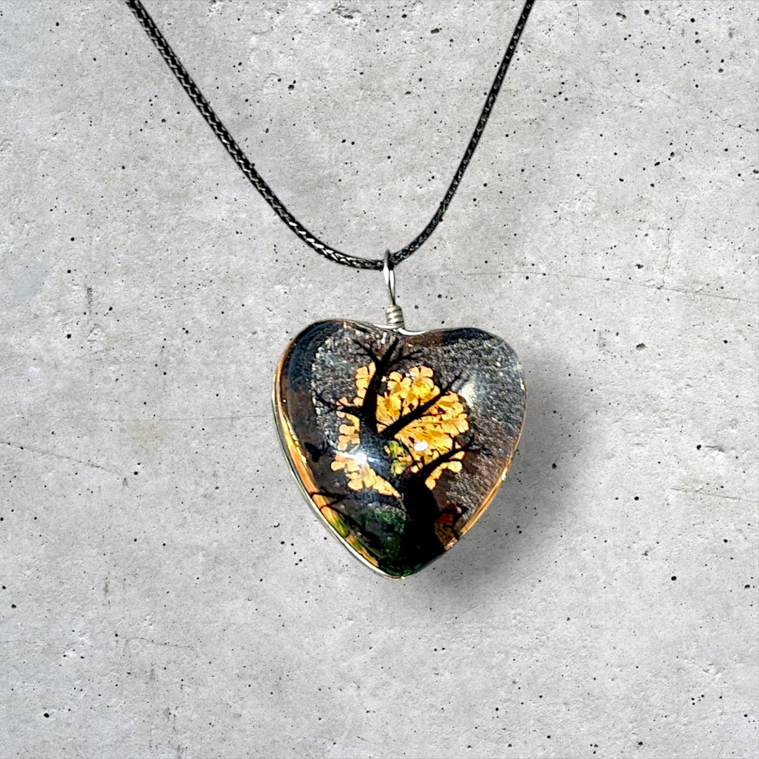 Orange Heart Resin (1inch/25mm) Necklace