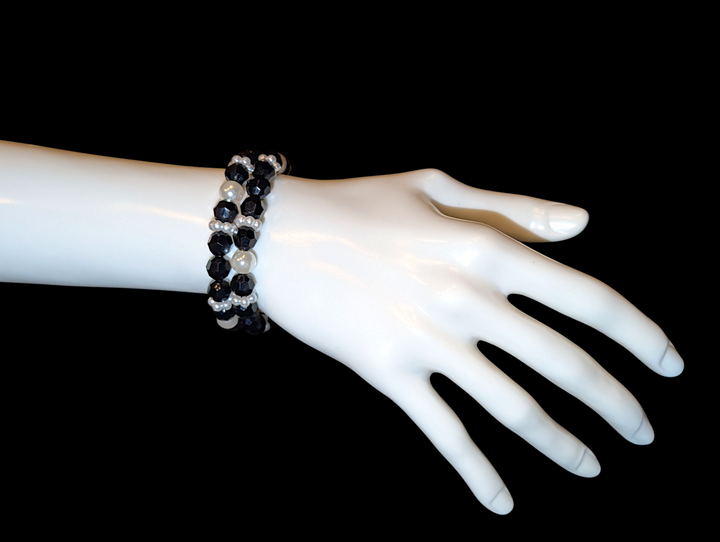 Bright Mesmeric Midnight Bracelet