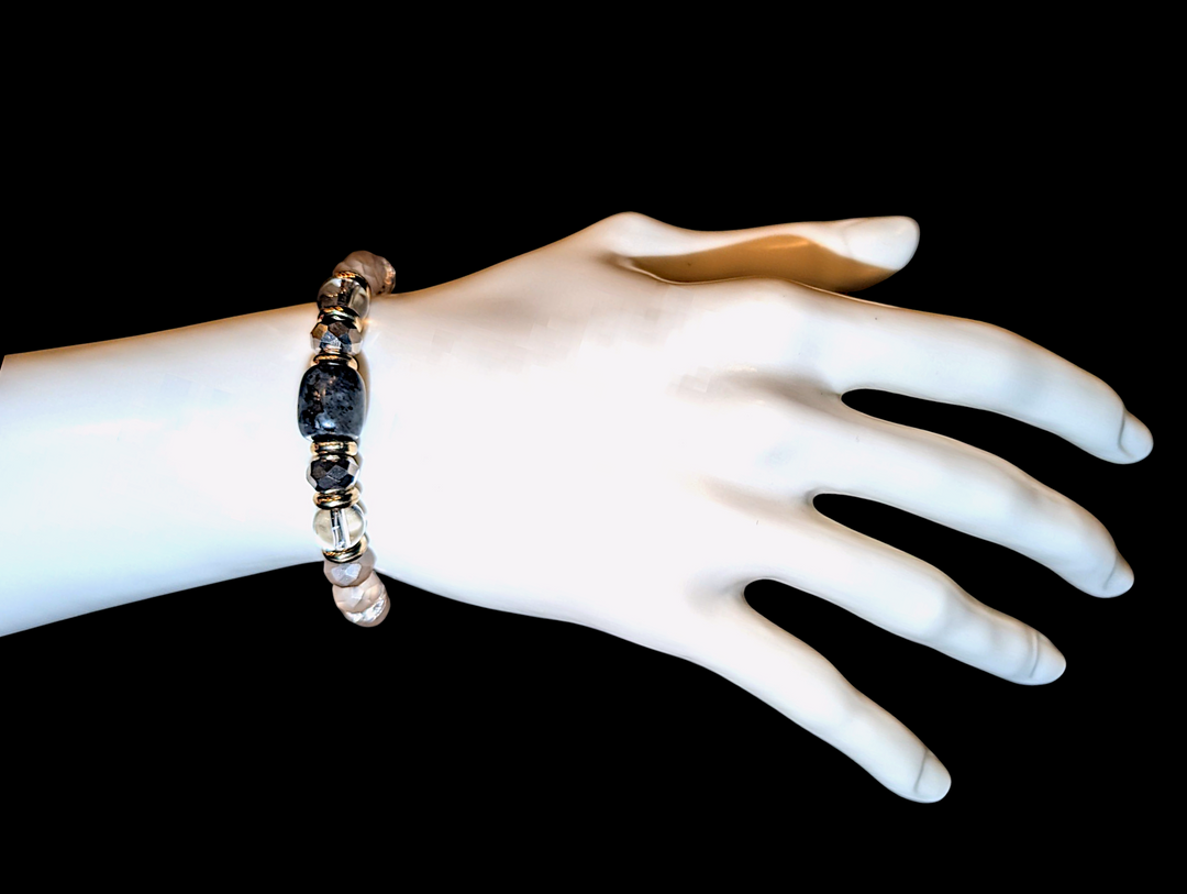 Elegant Lass Bracelet