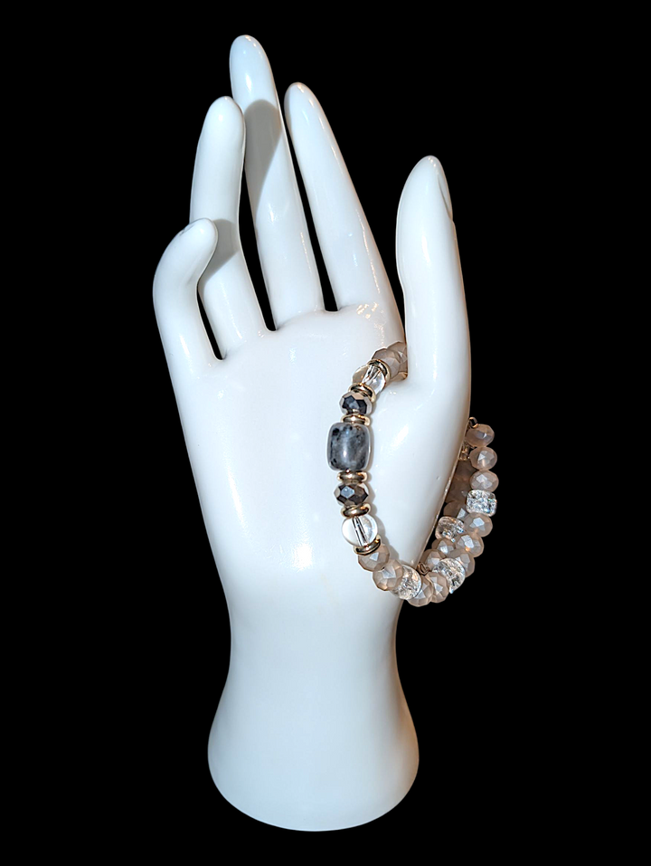 Elegant Lass Bracelet
