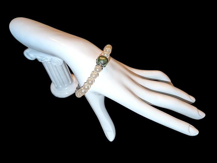 Deep Forest Flower Pearl Bracelet