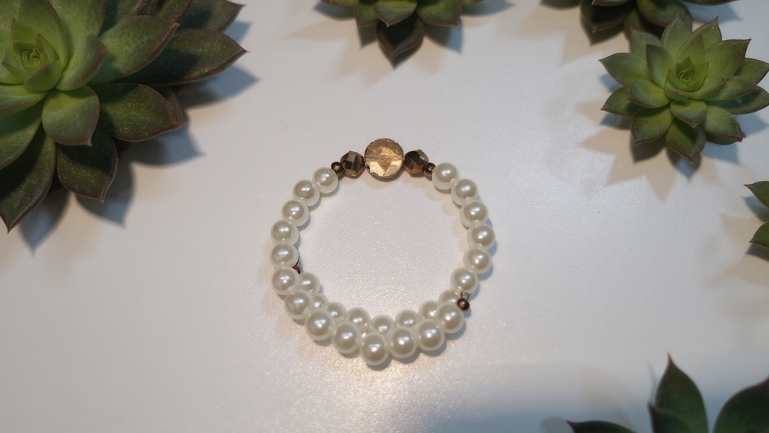 Russet Pearl Bracelet