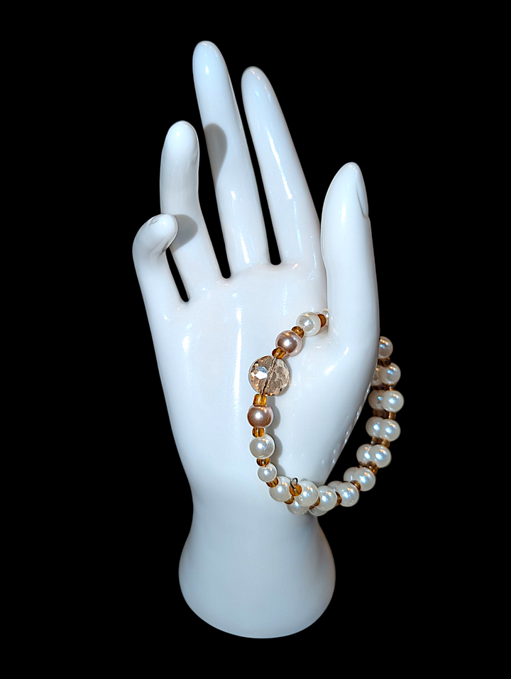 Cinnamon Pearl Bracelet