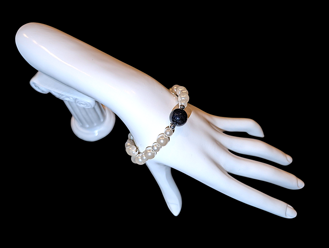 Midnight Sky Pearl Bracelet