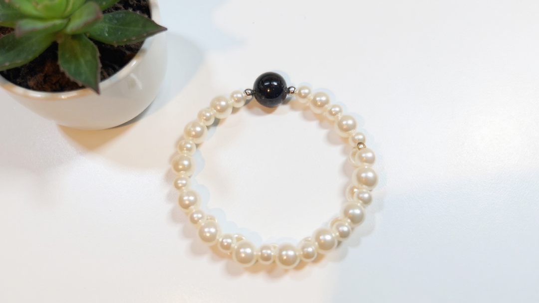 Midnight Sky Pearl Bracelet