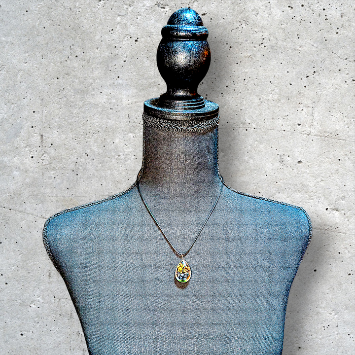 Clear Tear Drop Resin (0.7inch/18mm) Necklace with Floral Design Inside
