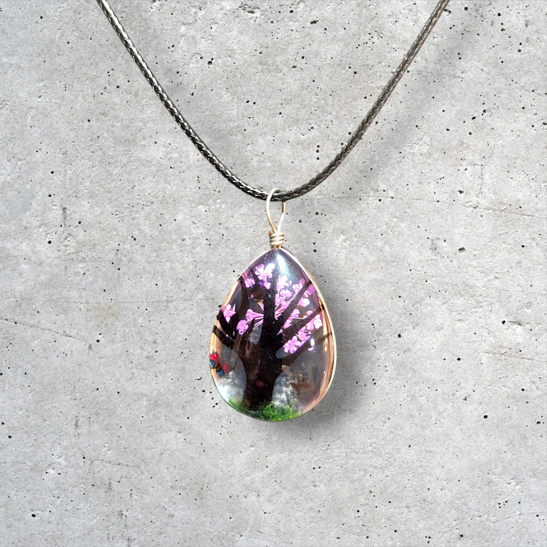 Purple Tear Drop Resin (0.7inch/18mm) Necklace