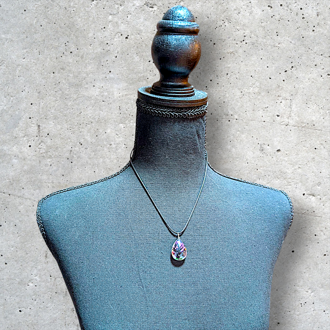 Clear Tear Drop Resin (0.7inch/18mm) Necklace with Floral Design Inside