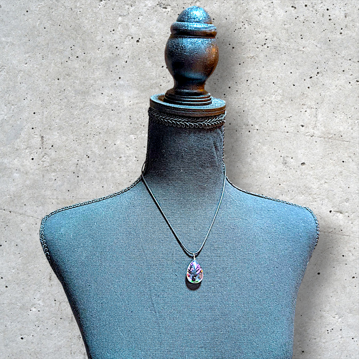 Clear Tear Drop Resin (0.7inch/18mm) Necklace with Floral Design Inside